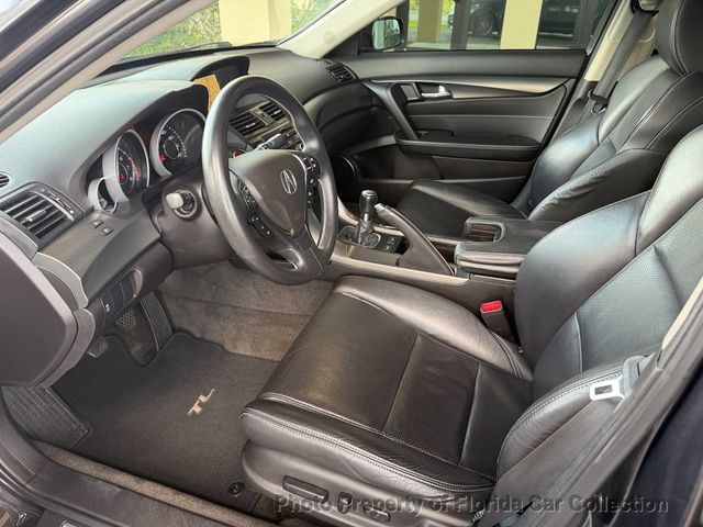 2013 Acura TL SH-AWD Tech 6-Speed Manual Sedan - 23026882 - 30