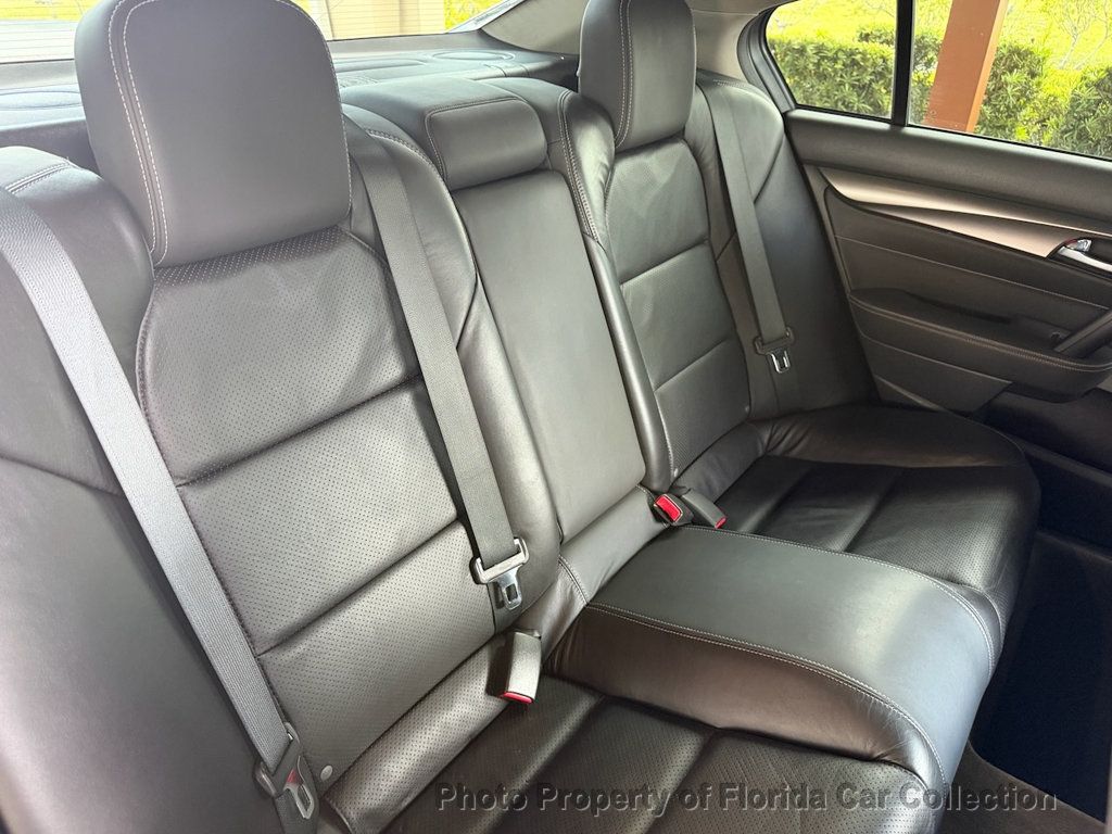 2013 Acura TL SH-AWD Tech 6-Speed Manual Sedan - 23026882 - 41