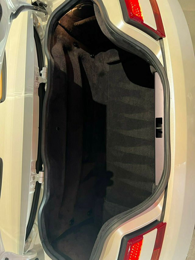 2013 Aston Martin Vantage 6SpeedManual!!!/PowerConvertibleTop/ParkSensors/MemorySeats/NAV - 22946522 - 21