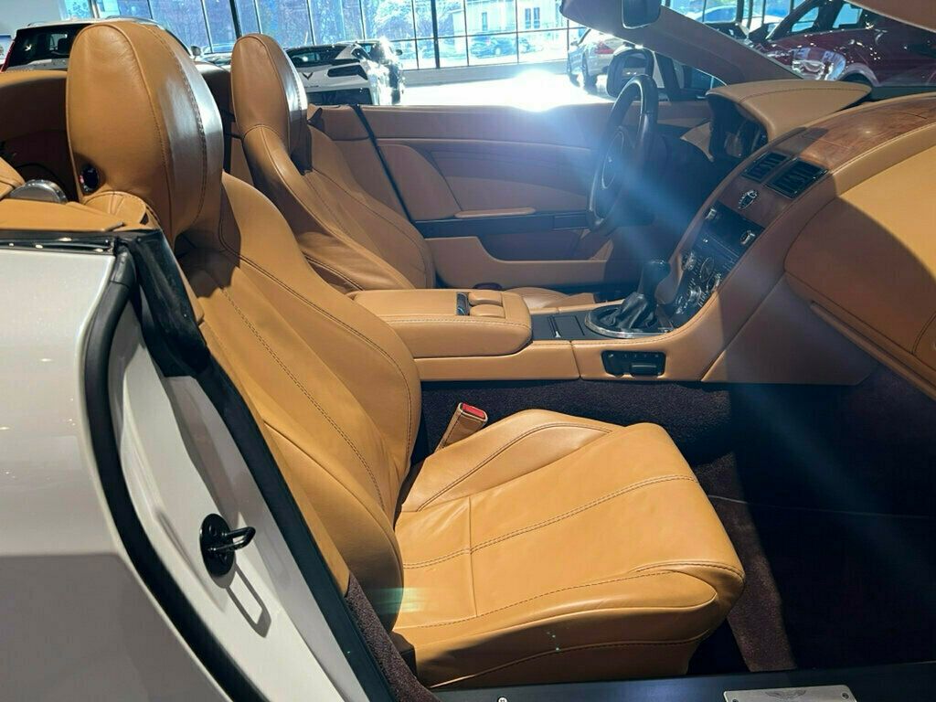 2013 Aston Martin Vantage 6SpeedManual!!!/PowerConvertibleTop/ParkSensors/MemorySeats/NAV - 22946522 - 23