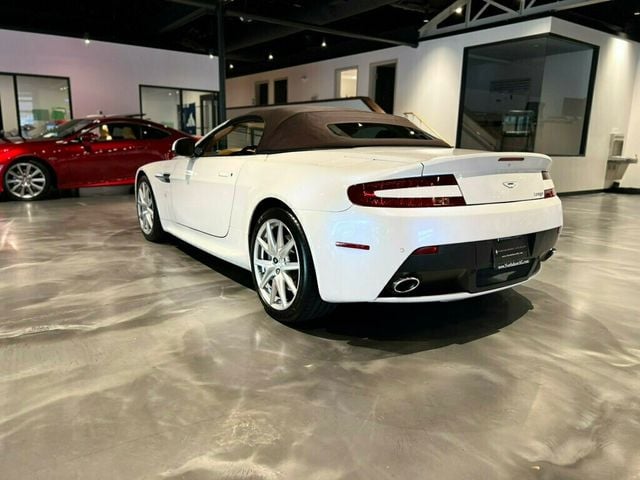 2013 Aston Martin Vantage 6SpeedManual!!!/PowerConvertibleTop/ParkSensors/MemorySeats/NAV - 22946522 - 4