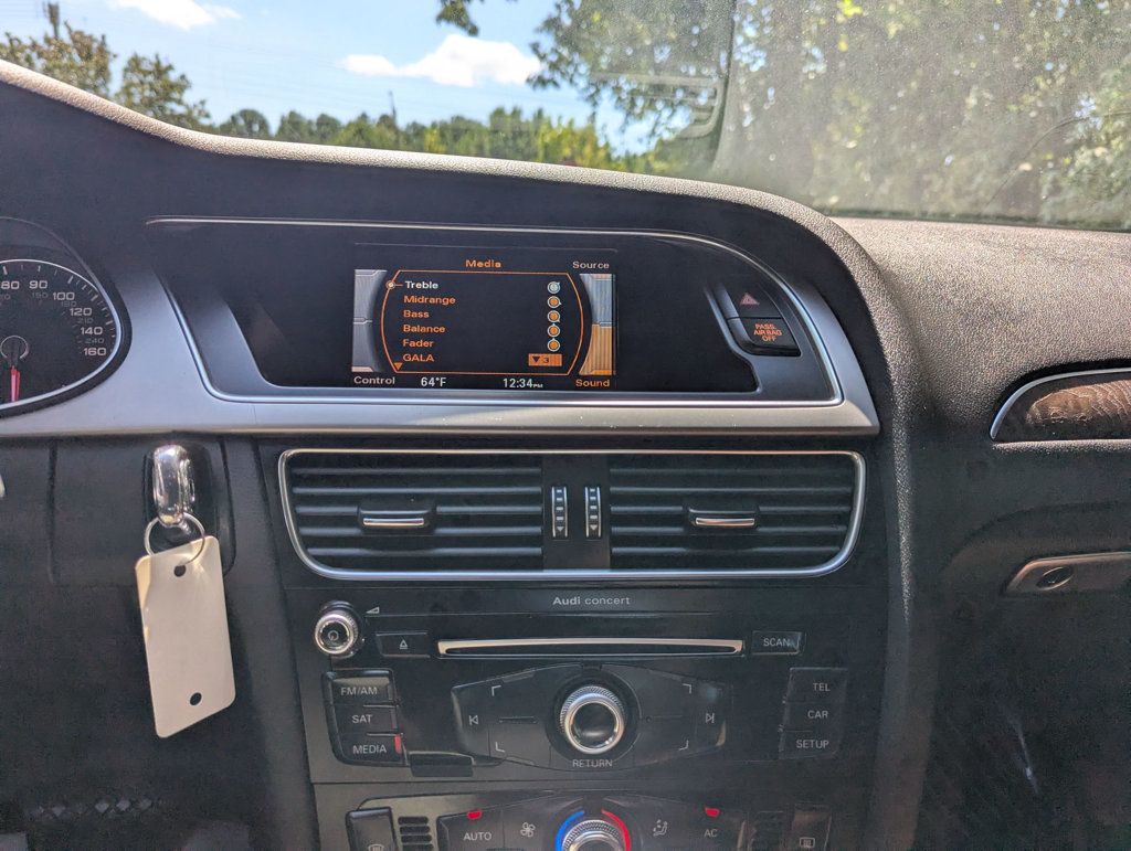 2013 Audi A4 2.0T Premium photo 24