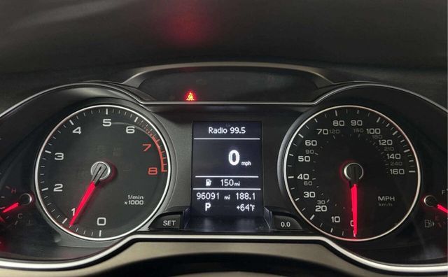 2013 Audi A4 4dr Sedan Automatic quattro 2.0T Premium Plus - 23020823 - 26