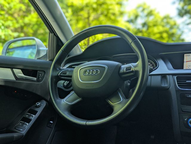 2013 Audi A4 4dr Sedan Automatic quattro 2.0T Premium Plus - 23024776 - 17