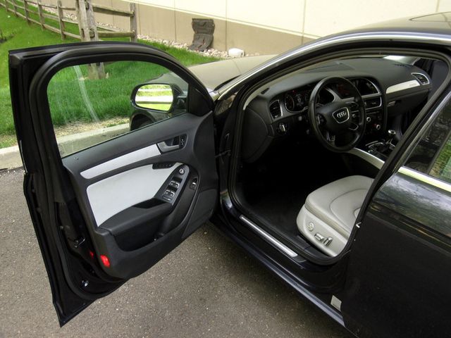 2013 Audi A4 4dr Sedan Manual quattro 2.0T Premium Plus - 23015091 - 15