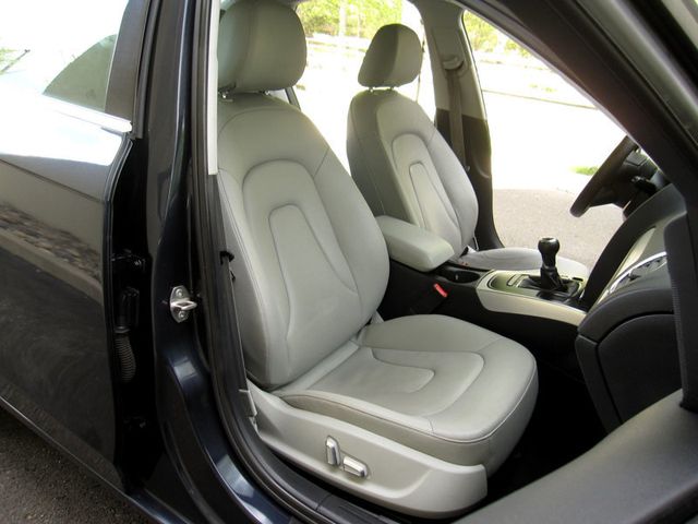 2013 Audi A4 4dr Sedan Manual quattro 2.0T Premium Plus - 23015091 - 21