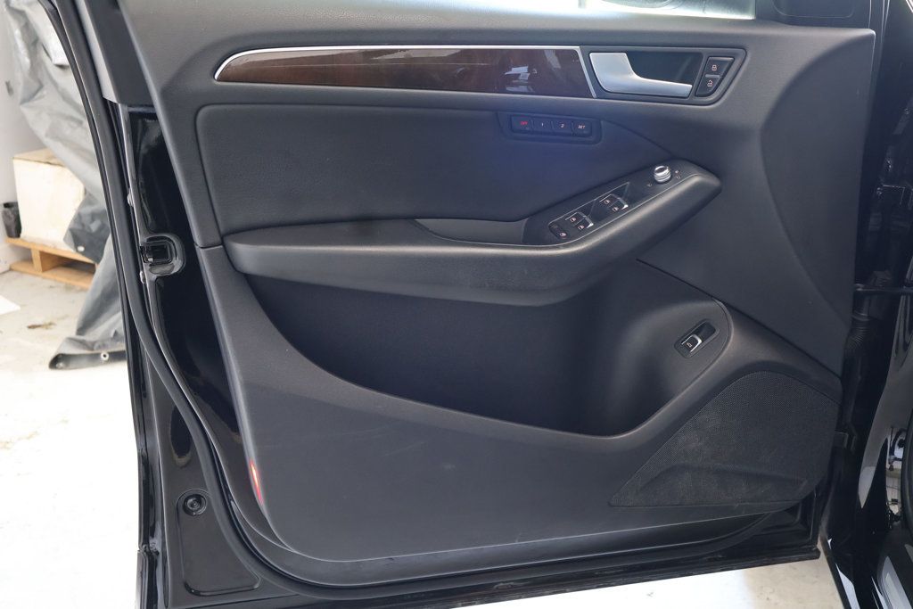 2013 Audi Q5 3.0T Premium Plus photo 9