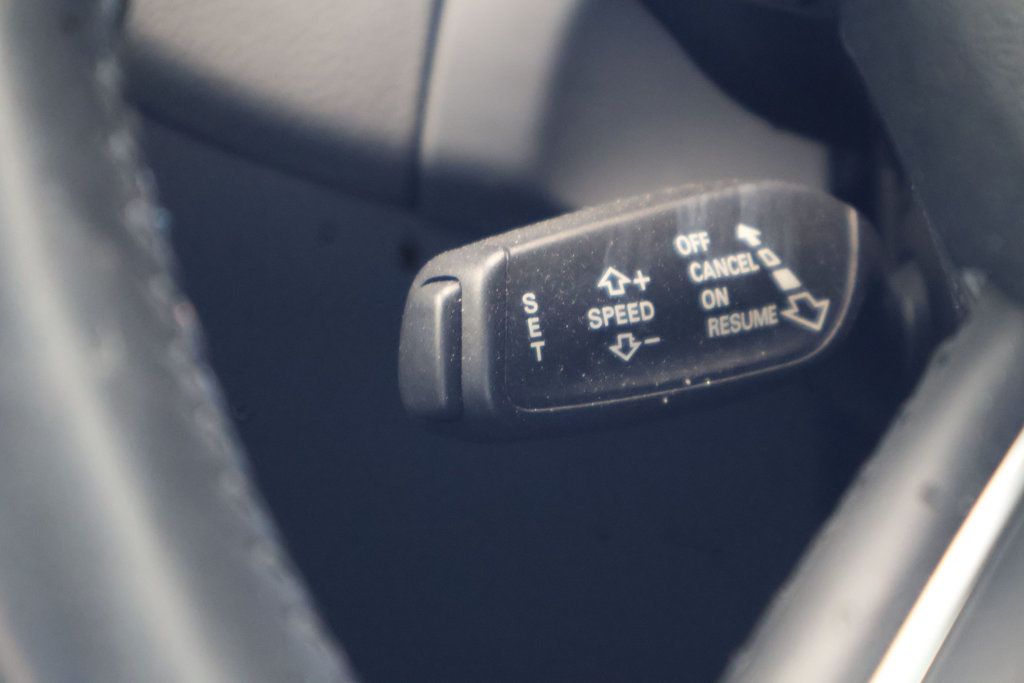 2013 Audi Q5 3.0T Premium Plus photo 17