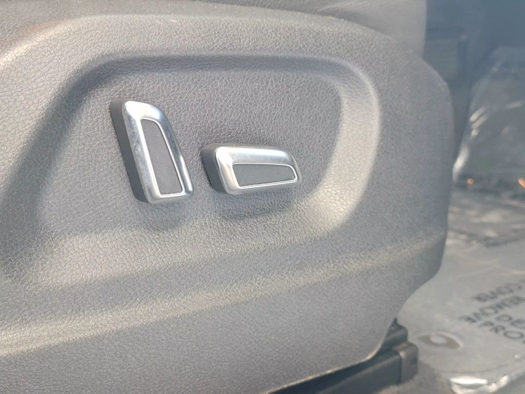 2013 Audi Q5 3.0T Premium Plus photo 30