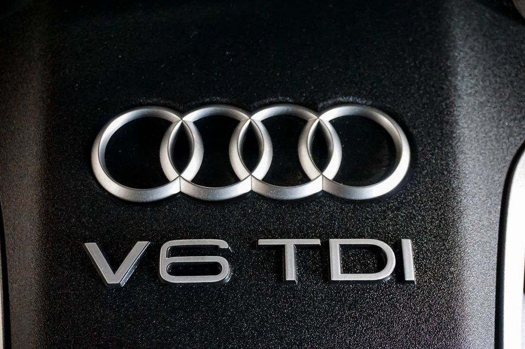 2013 Audi Q7 *Q7 TDI Premium Plus* *Black/Black* *1-Owner* *Dealer Serviced* - 22912894 - 37