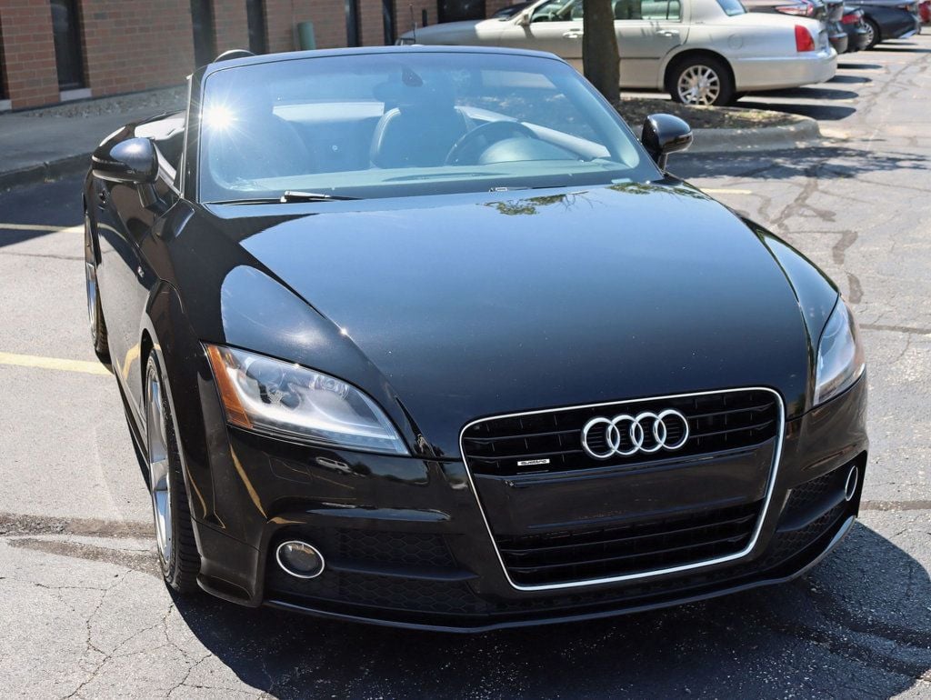 2013 Audi TT Roadster Quattro 2.0T Prestige photo 9