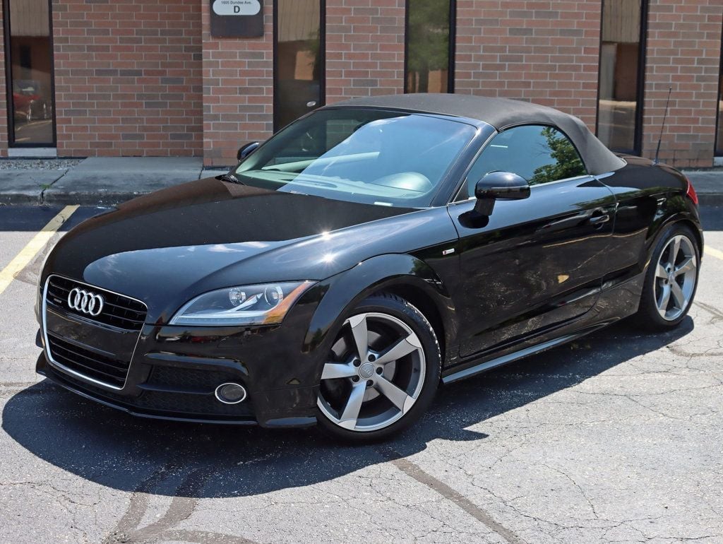 2013 Audi TT Roadster Quattro 2.0T Prestige photo 2