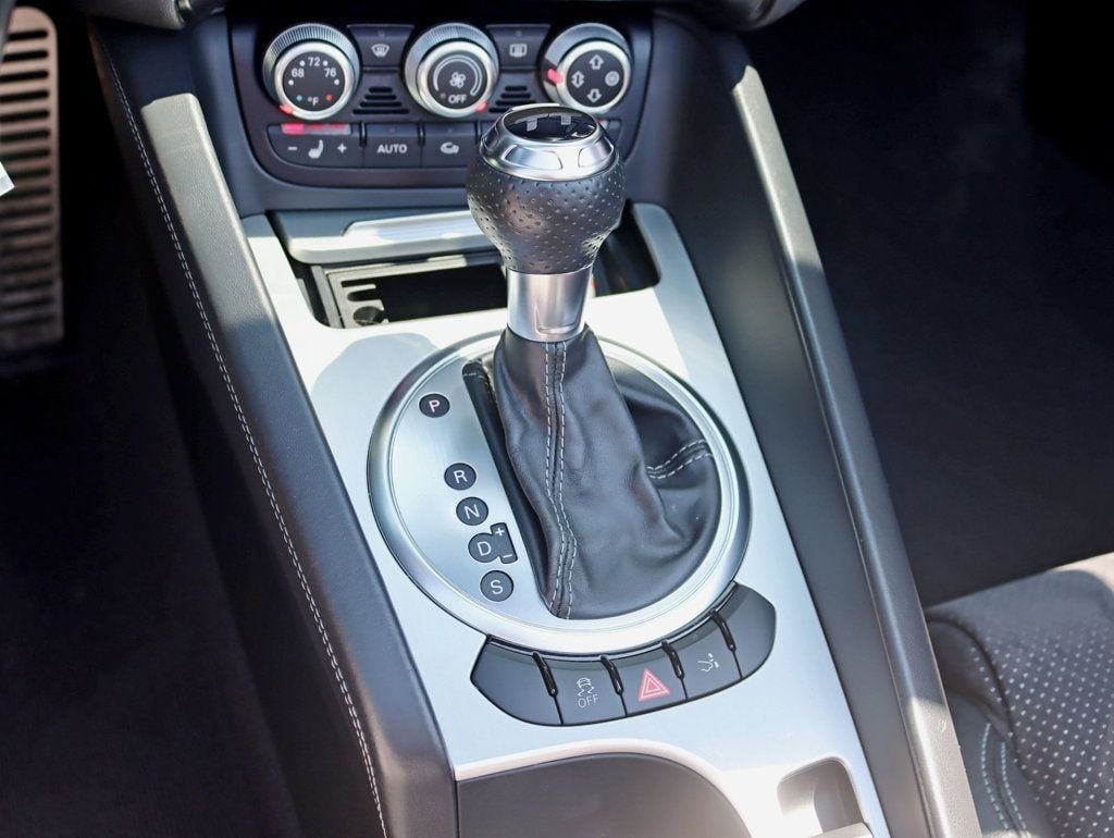 2013 Audi TT Roadster Quattro 2.0T Prestige photo 21