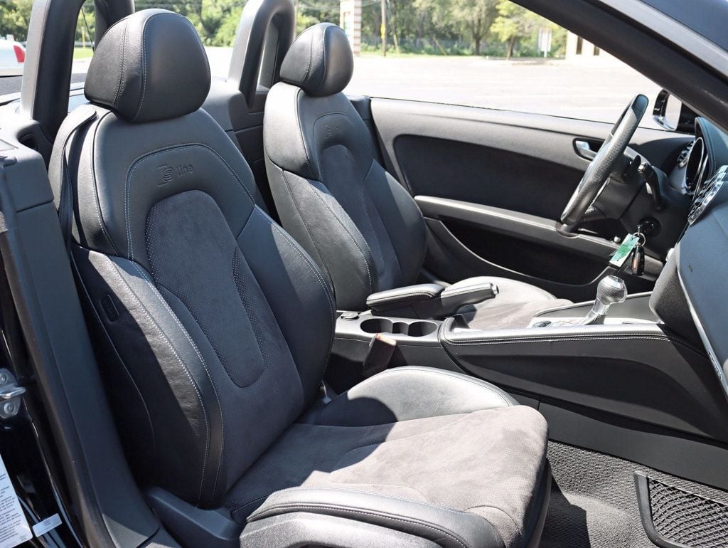 2013 Audi TT Roadster Quattro 2.0T Prestige photo 24