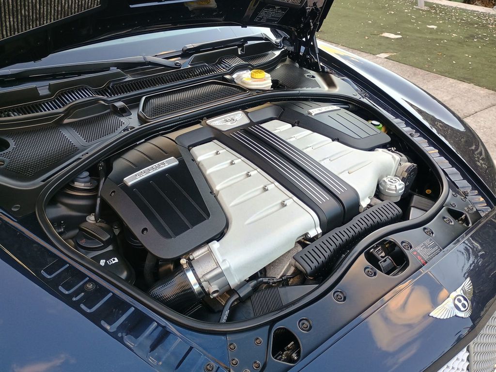 2013 Bentley Continental GT 2dr Convertible - 22950361 - 33