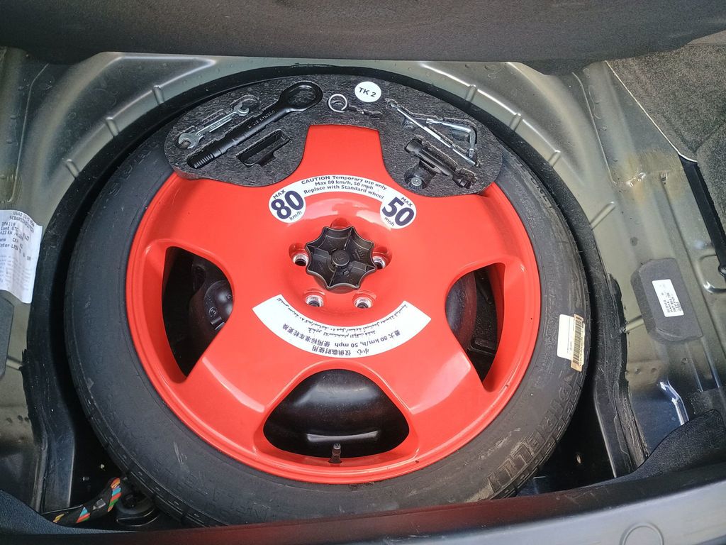 2013 Bentley Continental GT 2dr Convertible - 22950361 - 38