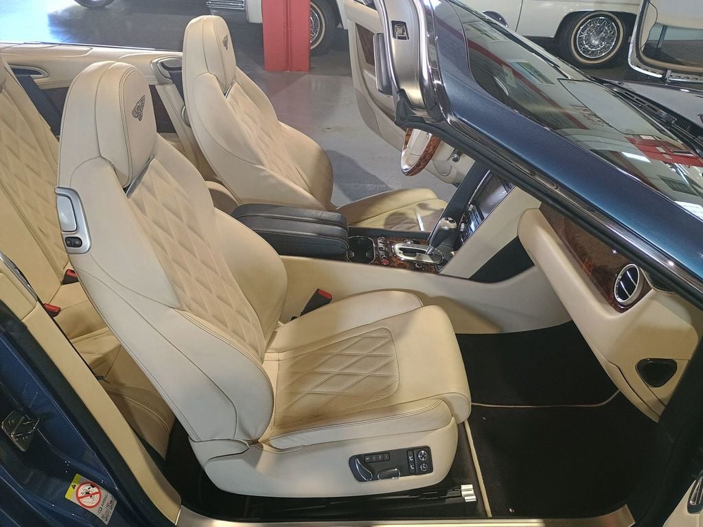 2013 Bentley Continental GT 2dr Convertible 1 Owner Florida Car - 23024692 - 31