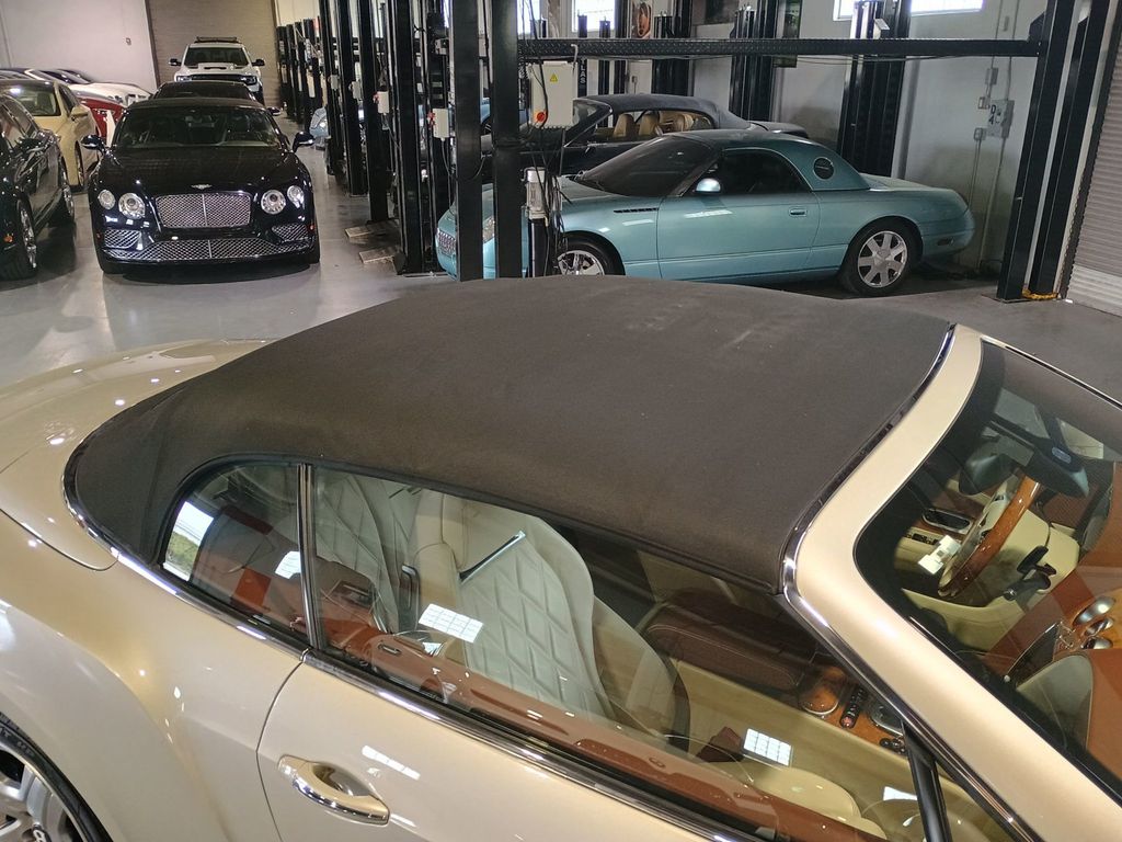 2013 Bentley Continental GT 2dr Convertible Clean Carfax - 23022896 - 49