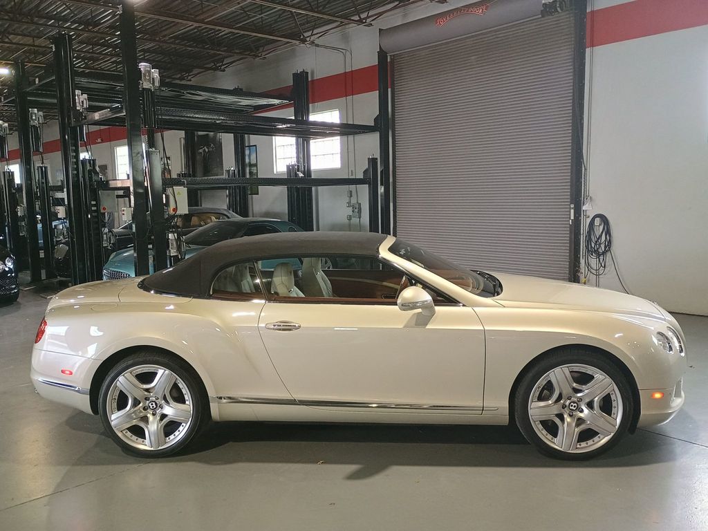2013 Bentley Continental GT 2dr Convertible Clean Carfax - 23022896 - 8