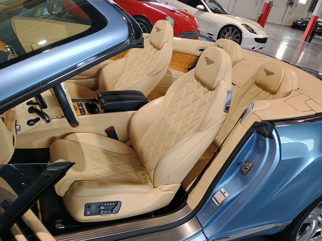 2013 Bentley Continental GT 2dr Convertible Mulliner Clean Carfax - 23076123 - 16