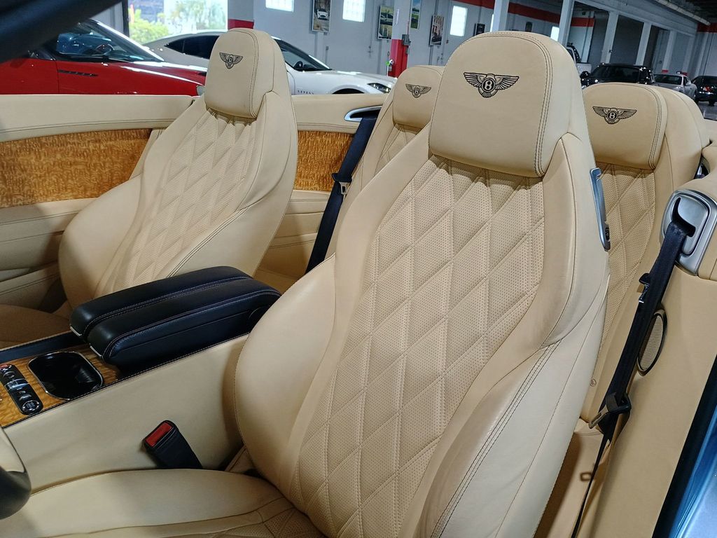 2013 Bentley Continental GT 2dr Convertible Mulliner Clean Carfax - 23076123 - 18