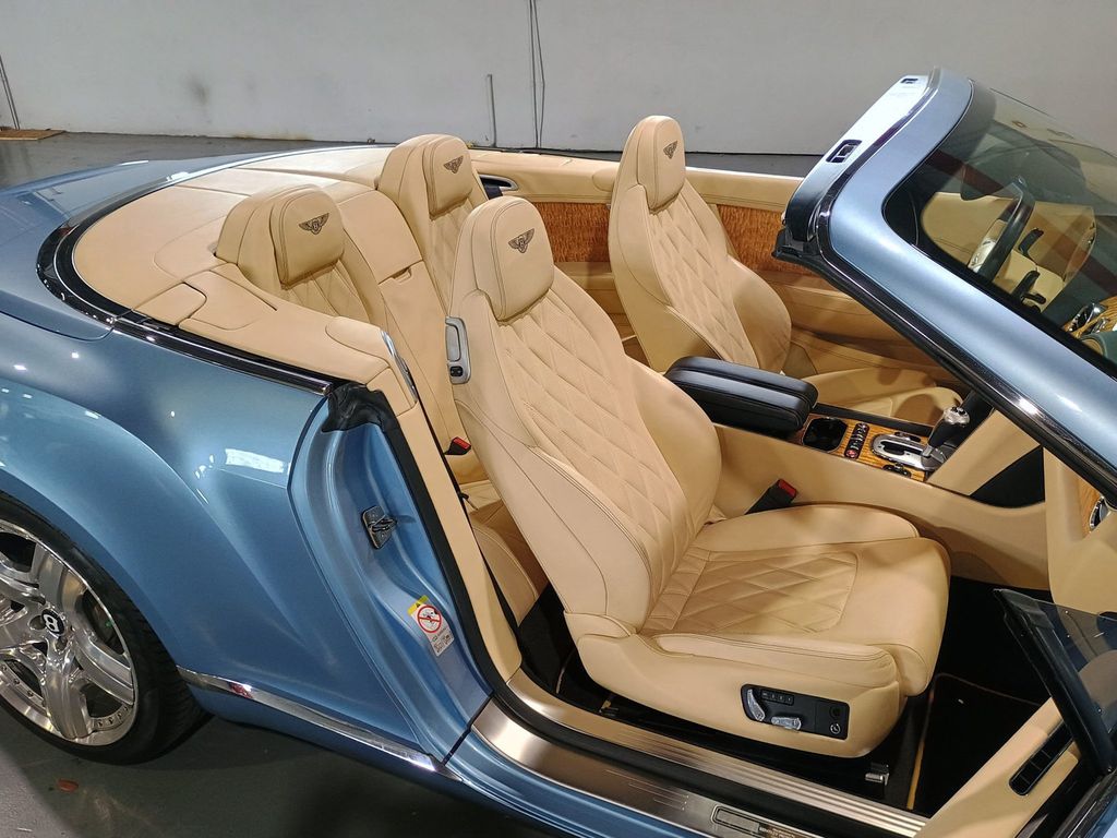 2013 Bentley Continental GT 2dr Convertible Mulliner Clean Carfax - 23076123 - 36