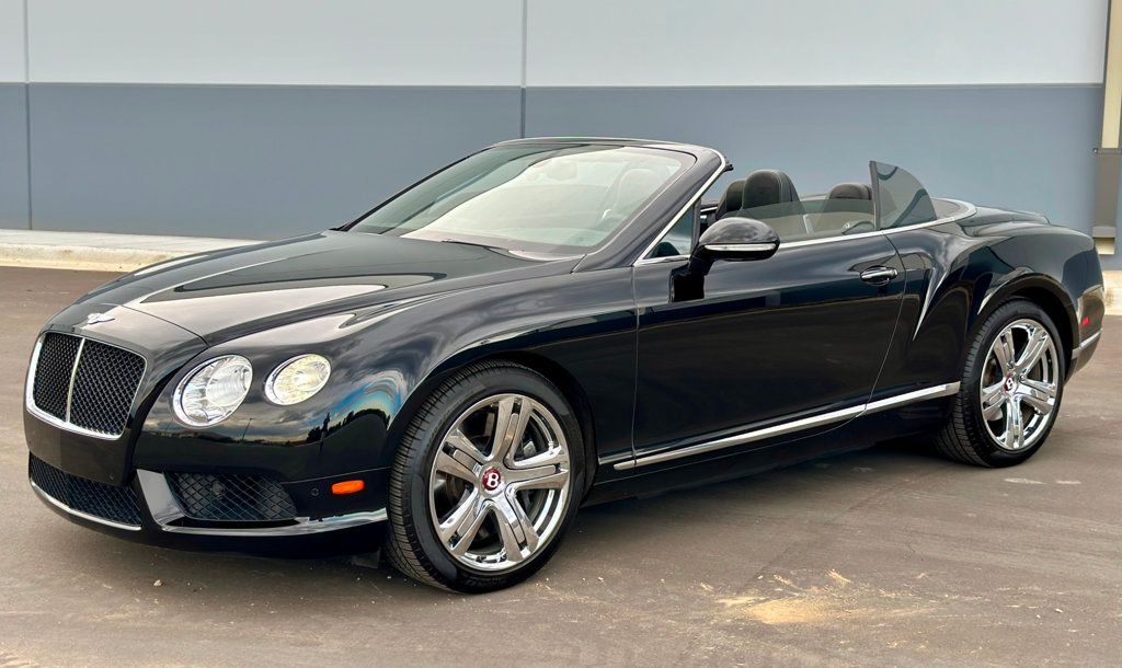 2013 Bentley Continental GT V8 2013 BENTLEY CONTINENTAL GT V8 CONVERTIBLE - 22565791 - 2