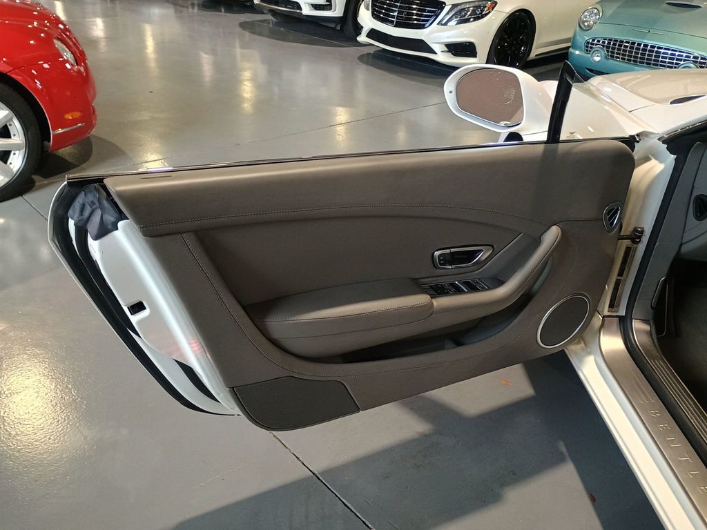 2013 Bentley Continental GT V8 2dr Convertible 1 Owner Clean Carfax - 22949255 - 12