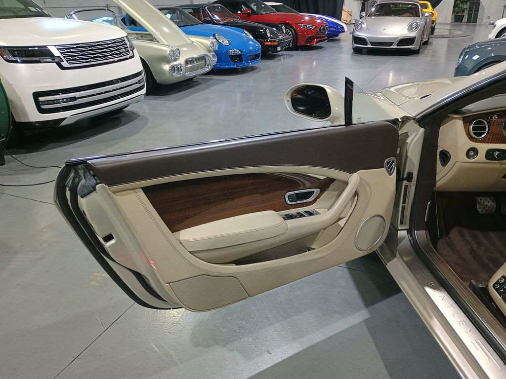 2013 Bentley Continental GT V8 2dr Convertible Clean AutoCheck Florida Car - 23033134 - 13