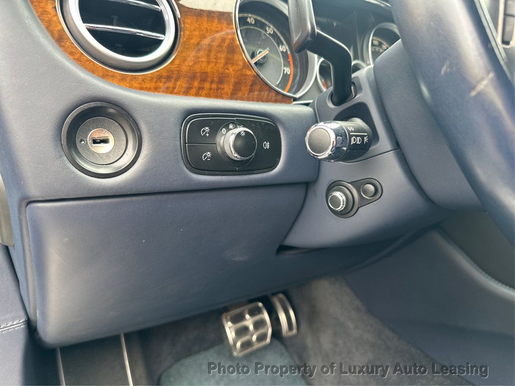 Bentley Continental photo 17
