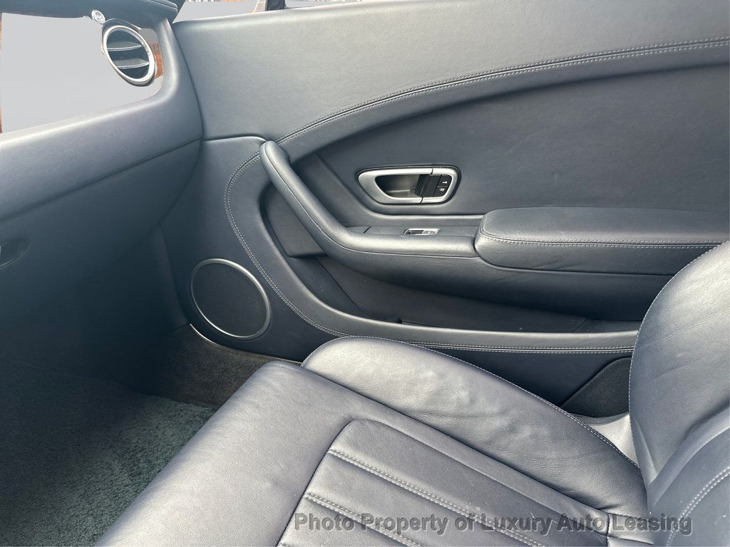 Bentley Continental photo 20