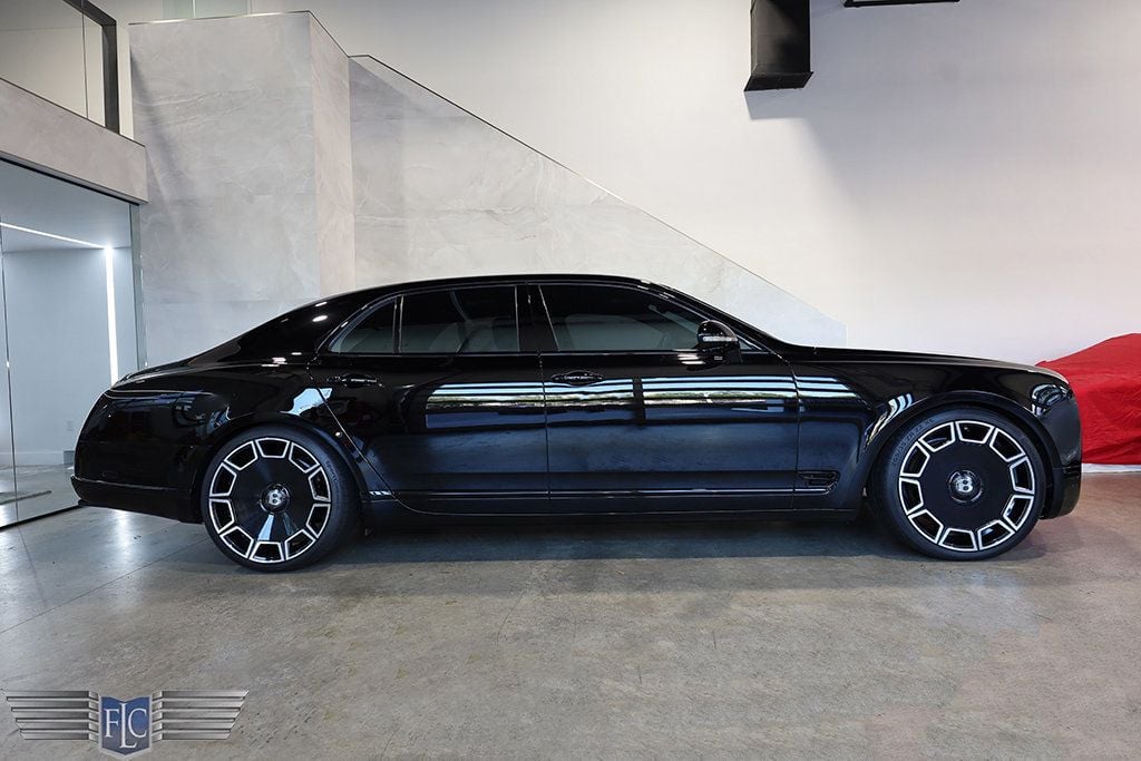 2013 Bentley Mulsanne Mulliner Sedan - 23023226 - 10
