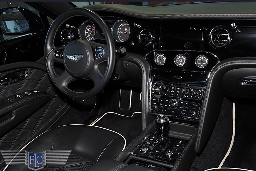 2013 Bentley Mulsanne Mulliner Sedan - 23023226 - 28
