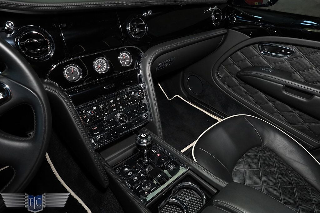 2013 Bentley Mulsanne Mulliner Sedan - 23023226 - 31