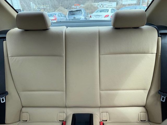 2013 BMW 1 Series 128i - 22898496 - 16