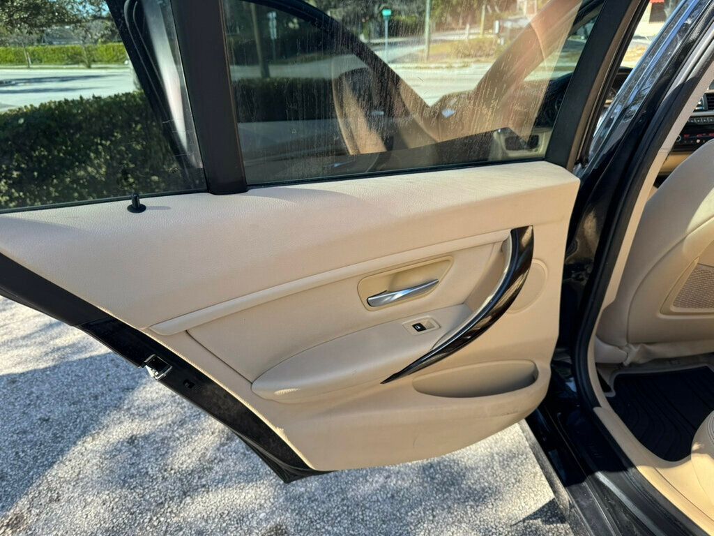 2013 BMW 3 Series 328i - 22981187 - 9