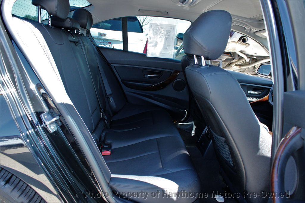 2013 BMW 3 Series 328i - 22990854 - 11