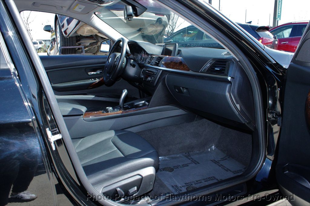 2013 BMW 3 Series 328i - 22990854 - 16