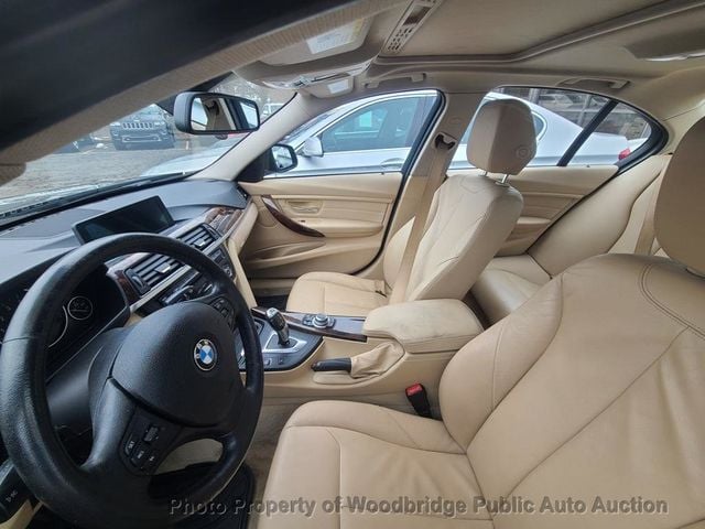 2013 BMW 3 Series 328i xDrive - 22767562 - 7