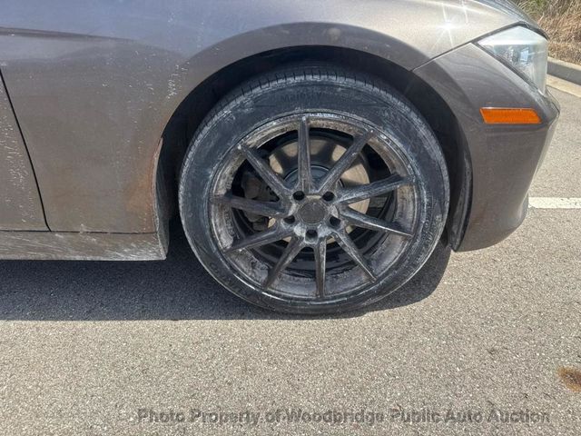 2013 BMW 3 Series 328i xDrive - 23002393 - 16
