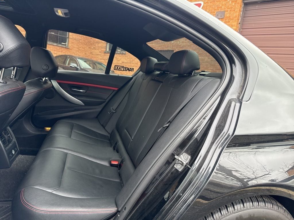 2013 BMW 3 Series 328i xDrive - 22988301 - 10