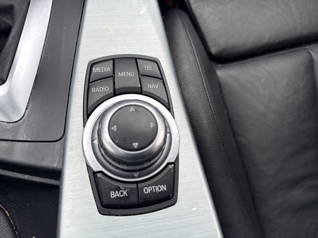 2013 BMW 3 Series 328i xDrive - 22988301 - 17