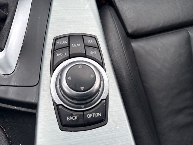 2013 BMW 3 Series 328i xDrive - 22988301 - 17