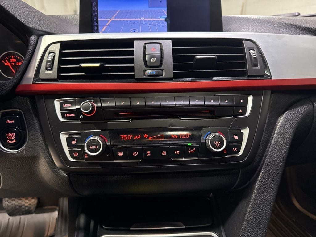 2013 BMW 3 Series 328i xDrive - 22988301 - 18