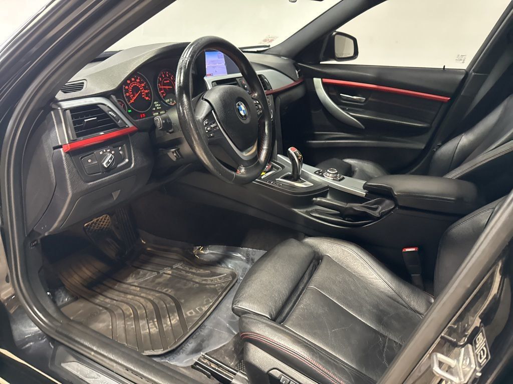 2013 BMW 3 Series 328i xDrive - 22988301 - 26