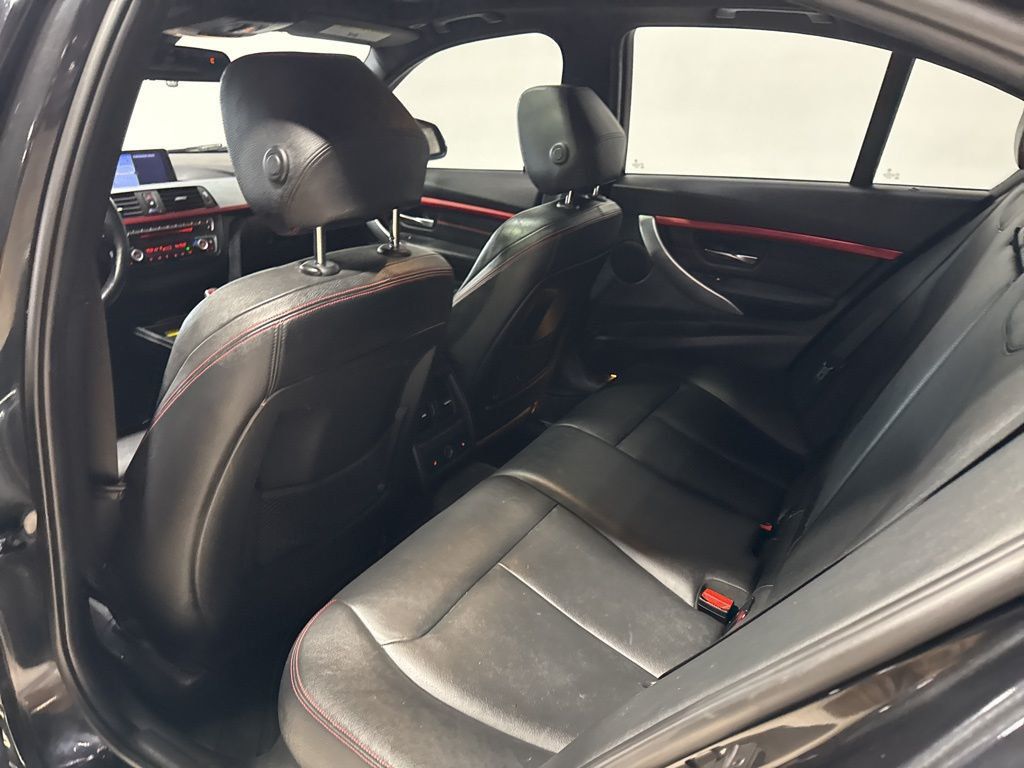 2013 BMW 3 Series 328i xDrive - 22988301 - 34