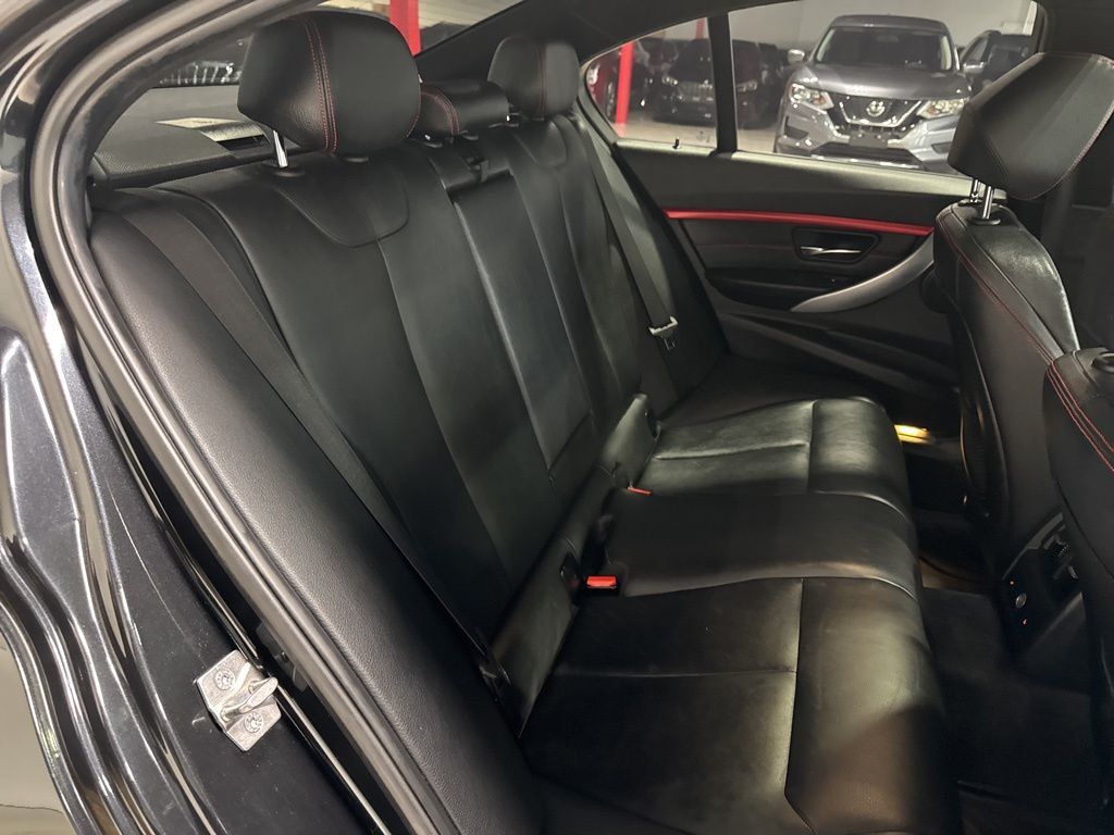 2013 BMW 3 Series 328i xDrive - 22988301 - 39