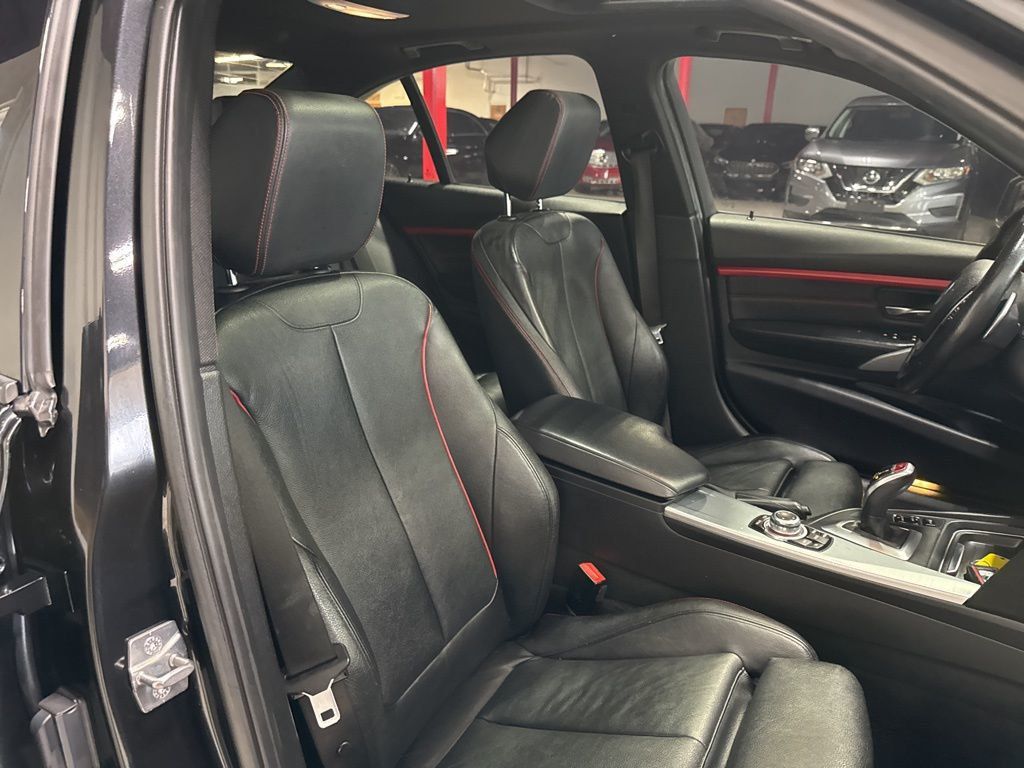 2013 BMW 3 Series 328i xDrive - 22988301 - 43