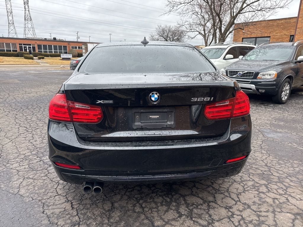 2013 BMW 3 Series 328i xDrive - 22988301 - 5