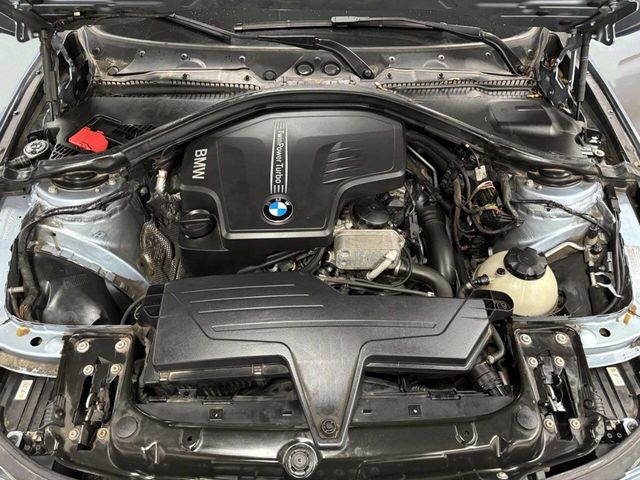 2013 BMW 3 Series 328i xDrive - 23006796 - 30